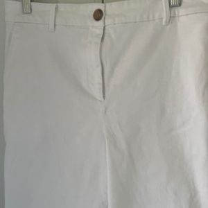 Petite High rise White Jeans Never worn